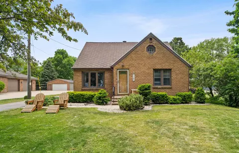 1785 County Road A, Neenah, WI 54956
