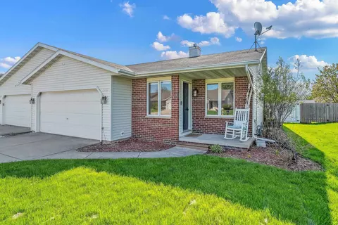 1283 N Franco Ct #2, De Pere, WI 54115