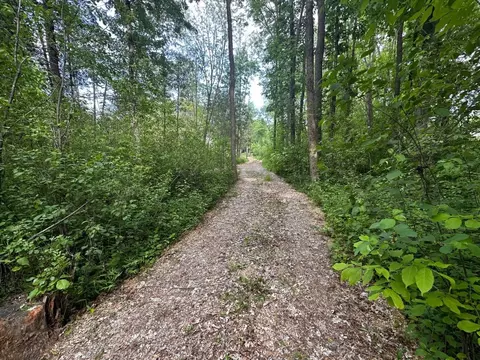 N10969 State Rd 22, Clintonville, WI 54929
