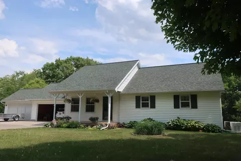 w8265 County Road O, Wild Rose, WI 54984