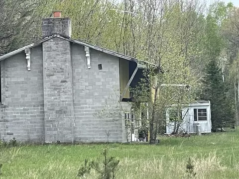 w8373 County Road 356, Stephenson, MI 49887
