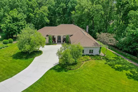 4504 Mohawk Ct, Green Bay, WI 54313