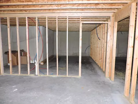 637 E Main St, Omro, WI 54963 photo 18