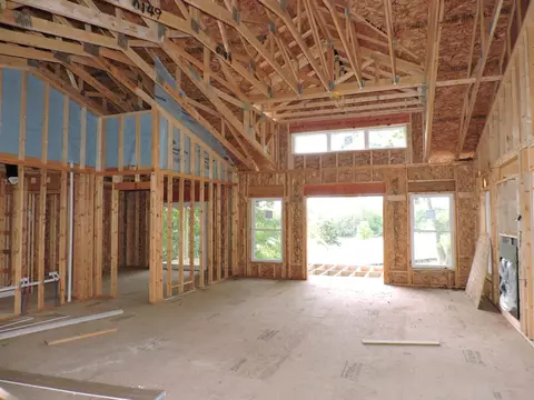637 E Main St, Omro, WI 54963 photo 12