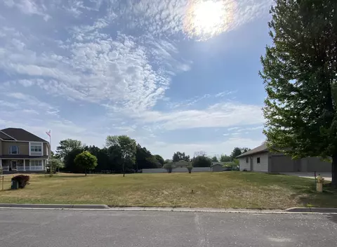 Tori Lane, Marinette, WI 54143