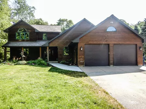 3994 St Francis Park Dr, Green Bay, WI 54313