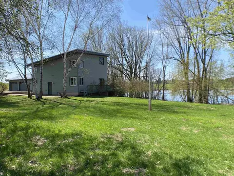 5560 State Hwy 22, Gillett, WI 54124