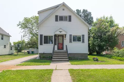 407 Terrace Ave, Marinette, WI 54143