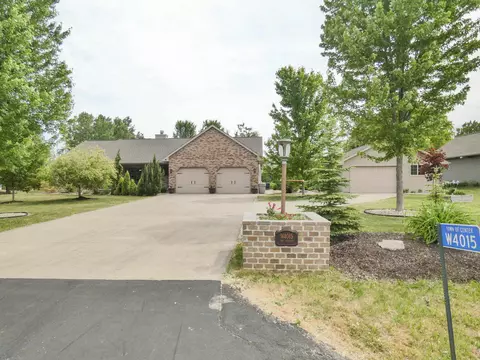 w4015 Devine Drive, Appleton, WI 54913