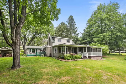 n3330 Covered Bridge Road, Waupaca, WI 54981