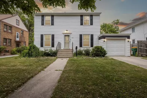 930 Bond St, Green Bay, WI 54303