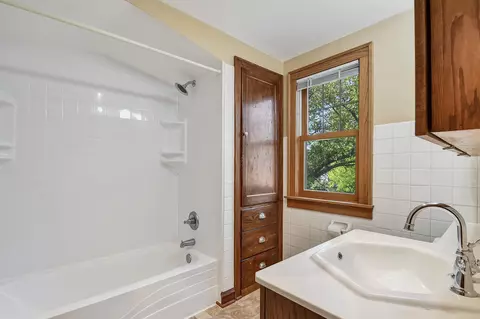 811 S Summit St, Appleton, WI 54914 photo 21