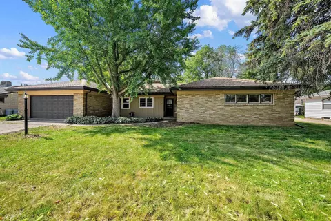 625 E Marquette St, Appleton, WI 54911