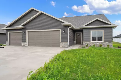 2530 Tipperary Trl, De Pere, WI 54115