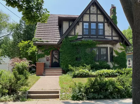 1130 Emilie St, Green Bay, WI 54301