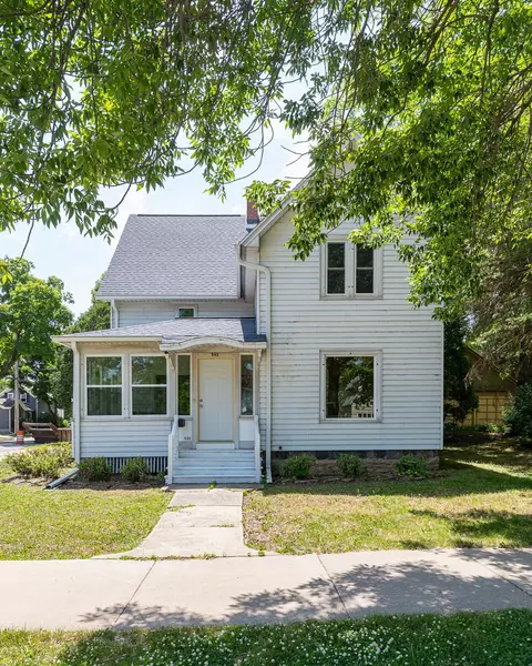 845 E College Ave, Appleton, WI 54911 photo 35