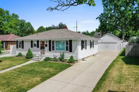 832 N Platten St, Green Bay, WI 54303