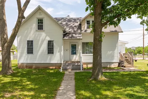 801 Milwaukee St, Menasha, WI 54952