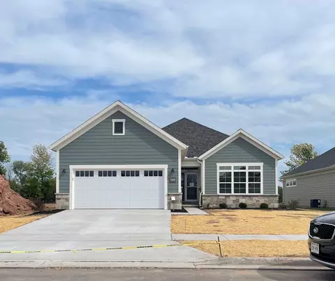 2489 Orion Cir, Green Bay, WI 54311