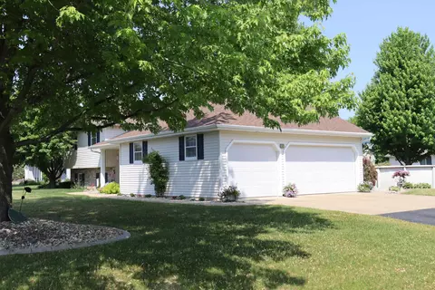 n151 Barberry Lane, Appleton, WI 54915 photo 2
