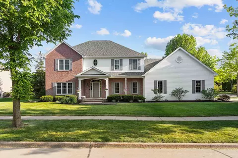 501 E Carrington Ln, Appleton, WI 54913