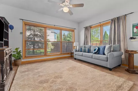 501 E Carrington Ln, Appleton, WI 54913 photo 9