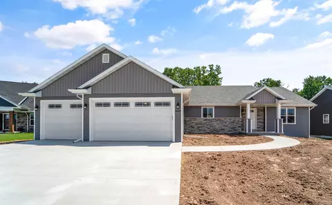4868 N Vincent Dr, Appleton, WI 54913