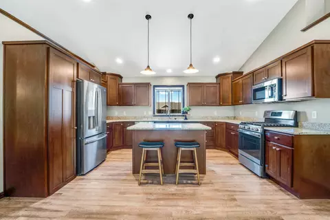 4868 N Vincent Dr, Appleton, WI 54913 photo 8