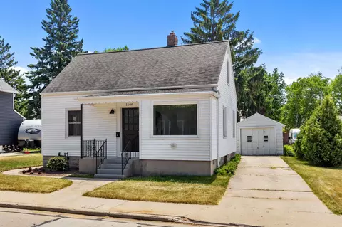 1609 22nd St, Two Rivers, WI 54241