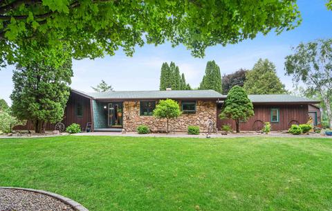n2976 Rip Van Winkle Lane, Appleton, WI 54913