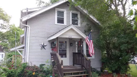 704 E Center St, Shawano, WI 54166