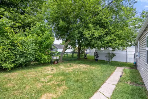 2313 S Jefferson St, Appleton, WI 54915 photo 13