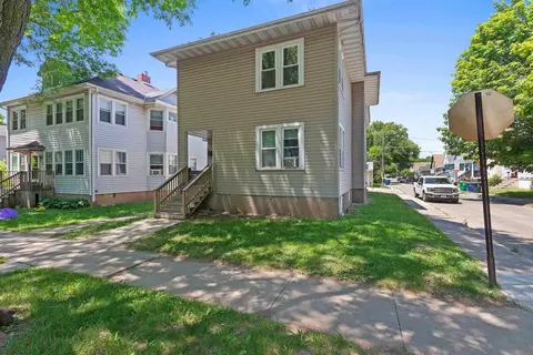 300 S Oakland Ave, Green Bay, WI 54303