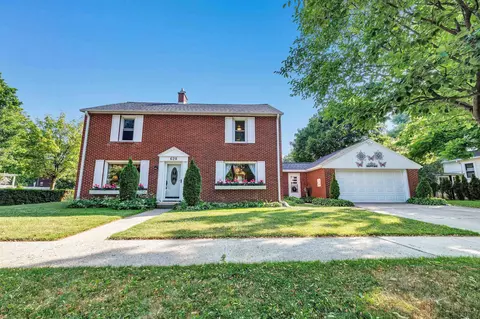 628 Lawe St, Green Bay, WI 54301