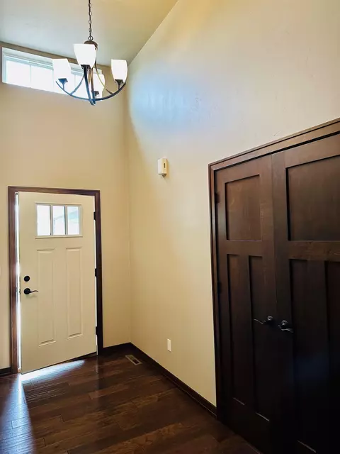 3241 E Aquamarine Ave, Appleton, WI 54913 photo 6
