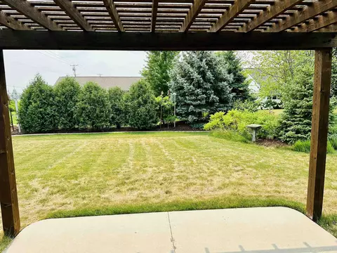 3241 E Aquamarine Ave, Appleton, WI 54913 photo 3