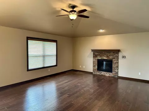 3241 E Aquamarine Ave, Appleton, WI 54913 photo 12