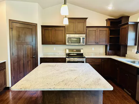 3241 E Aquamarine Ave, Appleton, WI 54913 photo 11
