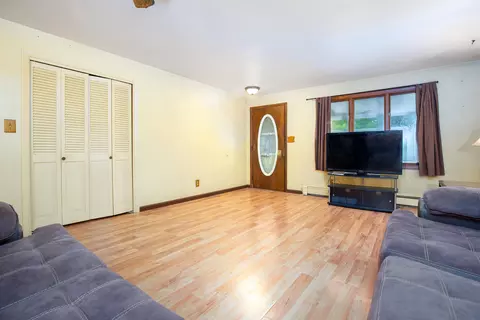 731 E Byrd St, Appleton, WI 54911 photo 4