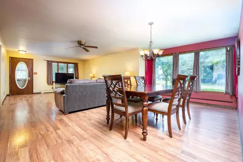 731 E Byrd St, Appleton, WI 54911 photo 6