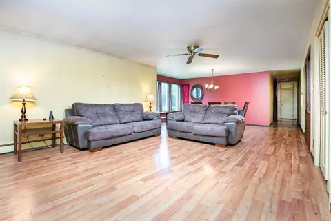 731 E Byrd St, Appleton, WI 54911 photo 5