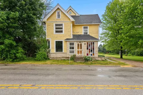 222 W Main St, Saint Nazianz, WI 54232