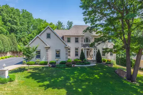 2101 Trissino Way, Green Bay, WI 54313