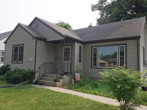 124 Willow St, Clintonville, WI 54929