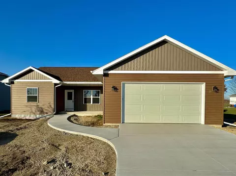 317 Jasmine Dr, Berlin, WI 54923