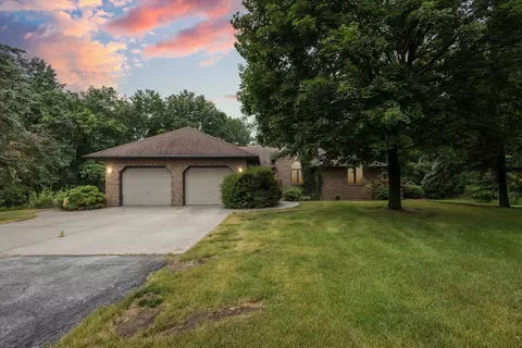 250 Erie Rd, Green Bay, WI 54311