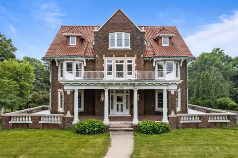 705 W Wisconsin Ave, Kaukauna, WI 54130