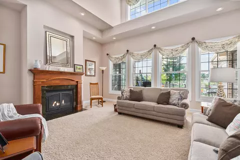 4390 N Orion Ln, Appleton, WI 54913 photo 9