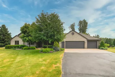 2332 Old Martin Rd, De Pere, WI 54115