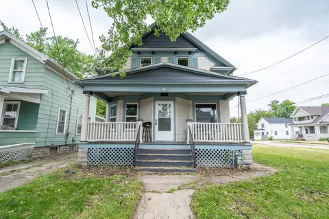 114 E Irving Ave, Oshkosh, WI 54901
